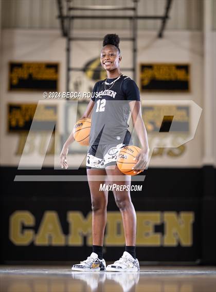 Thumbnail 3 in 2023-2024 Maxpreps National Female Player of the Year (Joyce Edwards) photogallery.