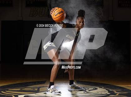 Thumbnail 1 in 2023-2024 Maxpreps National Female Player of the Year (Joyce Edwards) photogallery.