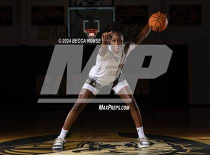 Thumbnail 1 in 2023-2024 Maxpreps National Female Player of the Year (Joyce Edwards) photogallery.