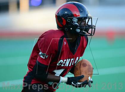 Thumbnail 3 in North Haven @ Bridgeport Central photogallery.