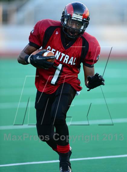 Thumbnail 3 in North Haven @ Bridgeport Central photogallery.