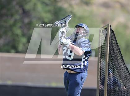 Thumbnail 1 in Crescenta Valley @ Calabasas photogallery.