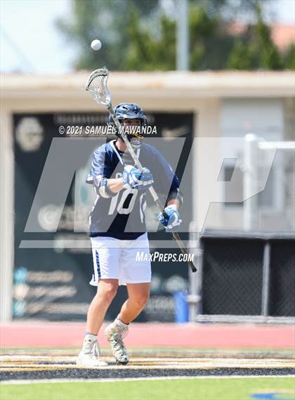 Thumbnail 2 in Crescenta Valley @ Calabasas photogallery.