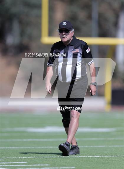 Thumbnail 1 in Crescenta Valley @ Calabasas photogallery.