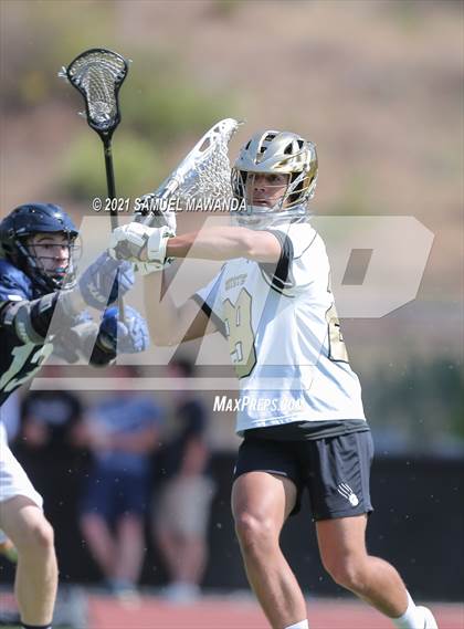 Thumbnail 3 in Crescenta Valley @ Calabasas photogallery.