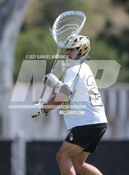 Thumbnail 1 in Crescenta Valley @ Calabasas photogallery.