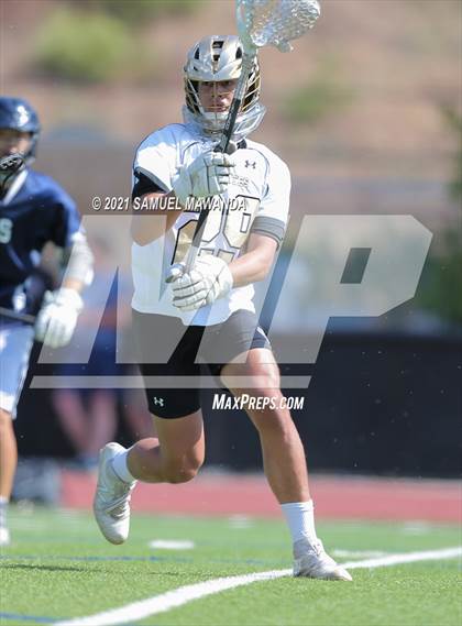 Thumbnail 2 in Crescenta Valley @ Calabasas photogallery.