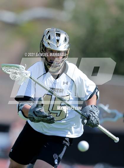 Thumbnail 1 in Crescenta Valley @ Calabasas photogallery.