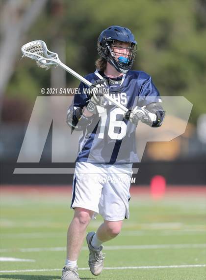 Thumbnail 2 in Crescenta Valley @ Calabasas photogallery.