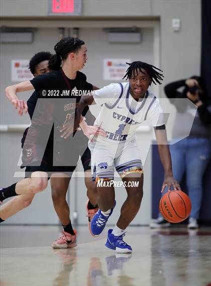 Thumbnail 3 in Cypress Creek vs. Summer Creek (McDonald's Texas Invitational) photogallery.