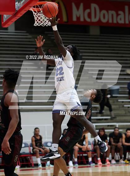 Thumbnail 3 in Cypress Creek vs. Summer Creek (McDonald's Texas Invitational) photogallery.