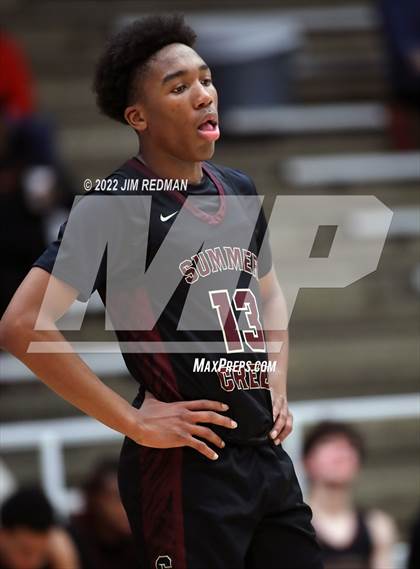 Thumbnail 3 in Cypress Creek vs. Summer Creek (McDonald's Texas Invitational) photogallery.