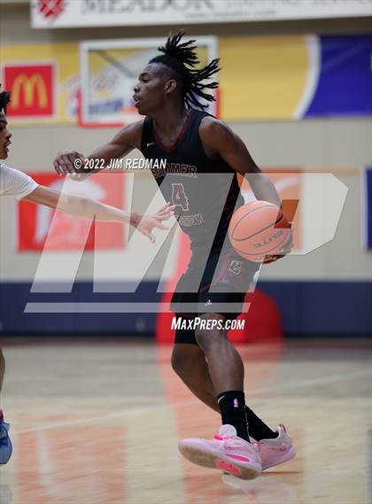 Thumbnail 3 in Cypress Creek vs. Summer Creek (McDonald's Texas Invitational) photogallery.