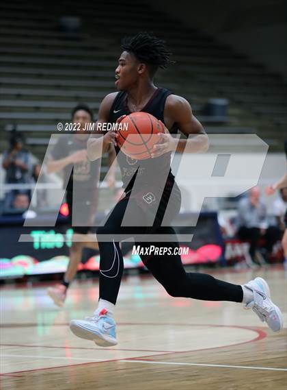 Thumbnail 1 in Cypress Creek vs. Summer Creek (McDonald's Texas Invitational) photogallery.