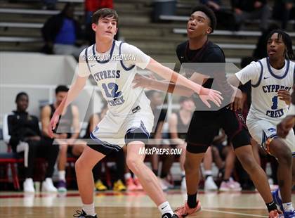 Thumbnail 1 in Cypress Creek vs. Summer Creek (McDonald's Texas Invitational) photogallery.