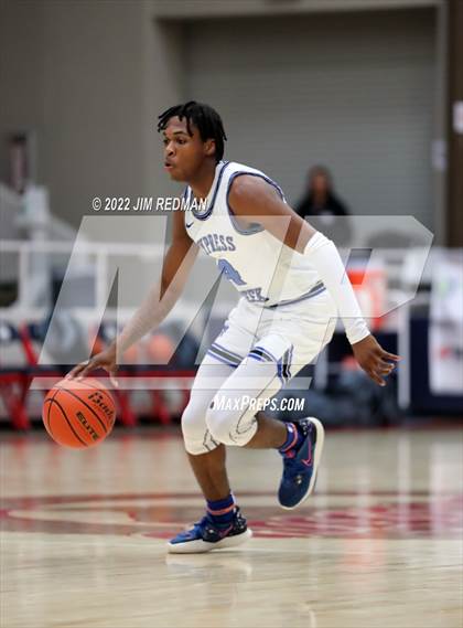 Thumbnail 3 in Cypress Creek vs. Summer Creek (McDonald's Texas Invitational) photogallery.