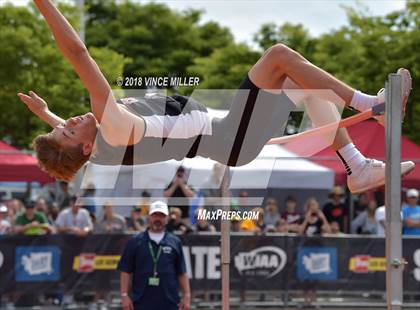 Thumbnail 3 in WIAA 2A Track & Field Finals photogallery.