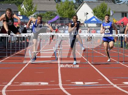 Thumbnail 3 in WIAA 2A Track & Field Finals photogallery.
