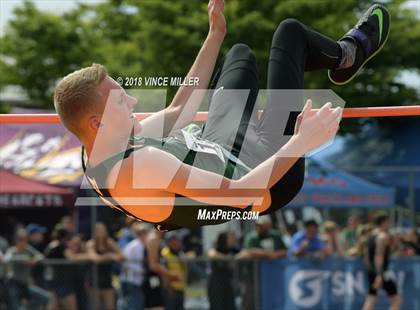 Thumbnail 2 in WIAA 2A Track & Field Finals photogallery.