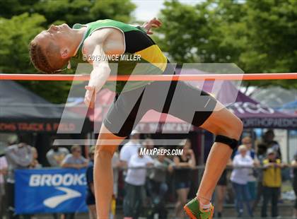 Thumbnail 2 in WIAA 2A Track & Field Finals photogallery.