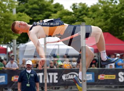 Thumbnail 3 in WIAA 2A Track & Field Finals photogallery.