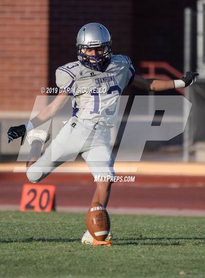 Thumbnail 3 in FR: Cesar Chavez @ Red Mountain photogallery.