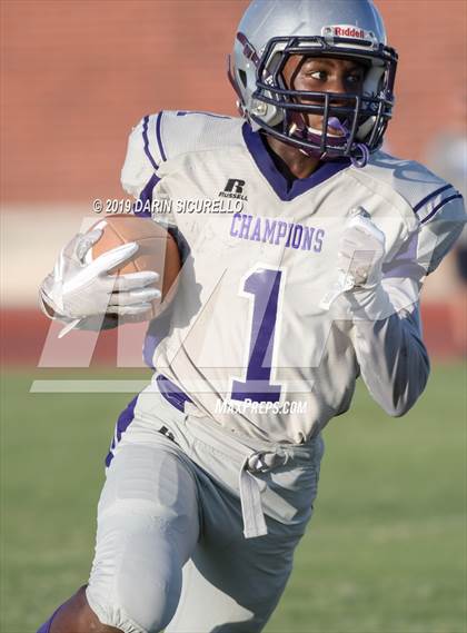 Thumbnail 3 in FR: Cesar Chavez @ Red Mountain photogallery.