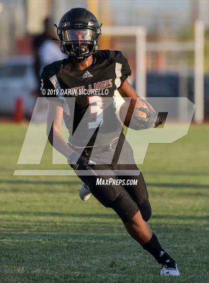 Thumbnail 2 in FR: Cesar Chavez @ Red Mountain photogallery.