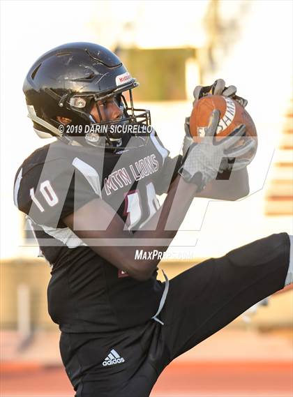 Thumbnail 2 in FR: Cesar Chavez @ Red Mountain photogallery.