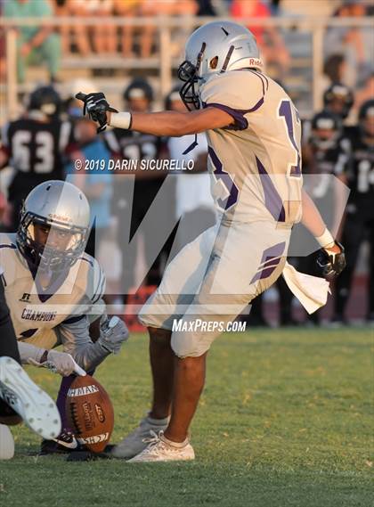 Thumbnail 3 in FR: Cesar Chavez @ Red Mountain photogallery.