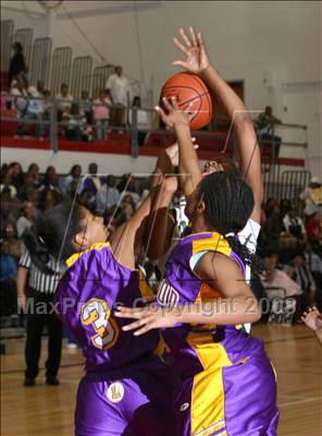 Thumbnail 3 in Lynwood vs. Poly (CIF SS Playoffs) photogallery.