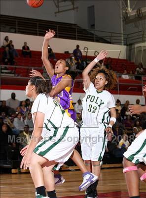 Thumbnail 2 in Lynwood vs. Poly (CIF SS Playoffs) photogallery.