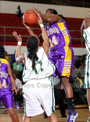 Thumbnail 1 in Lynwood vs. Poly (CIF SS Playoffs) photogallery.