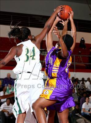Thumbnail 2 in Lynwood vs. Poly (CIF SS Playoffs) photogallery.