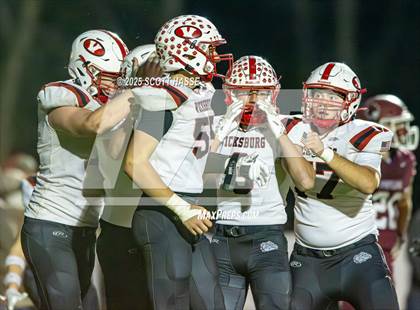 Thumbnail 3 in Portland vs. Vicksburg (MHSAA Div-4 Regional FINAL) photogallery.