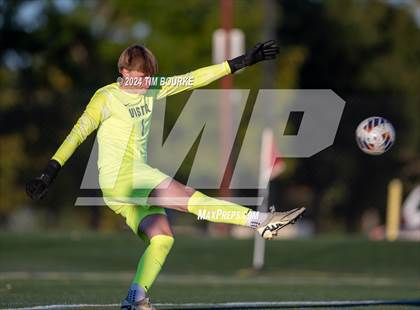 Thumbnail 3 in Regis Jesuit @ Mountain Vista photogallery.