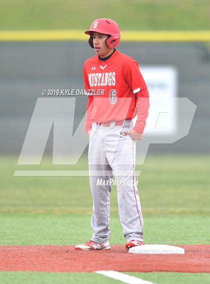 Thumbnail 2 in Alvarado vs Sweetwater (Krum Invitational) photogallery.