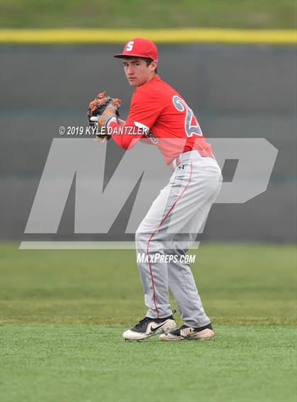 Thumbnail 2 in Alvarado vs Sweetwater (Krum Invitational) photogallery.