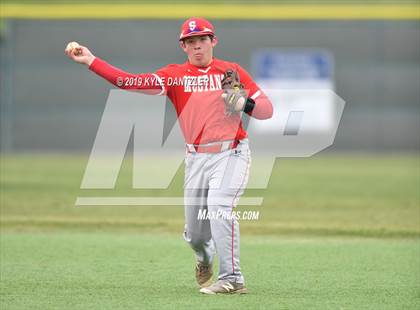 Thumbnail 3 in Alvarado vs Sweetwater (Krum Invitational) photogallery.