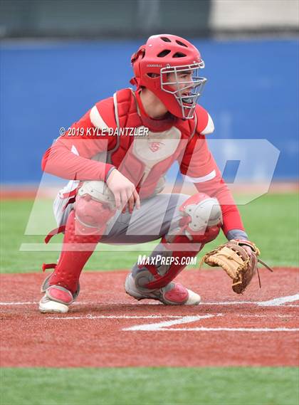 Thumbnail 2 in Alvarado vs Sweetwater (Krum Invitational) photogallery.