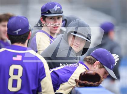 Thumbnail 3 in Alvarado vs Sweetwater (Krum Invitational) photogallery.