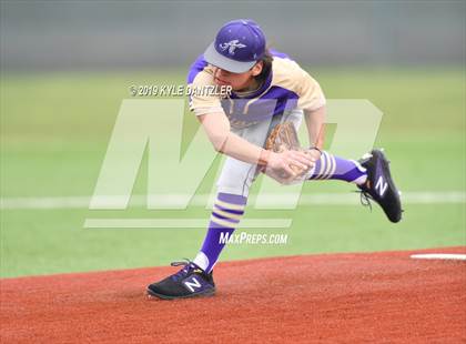 Thumbnail 2 in Alvarado vs Sweetwater (Krum Invitational) photogallery.