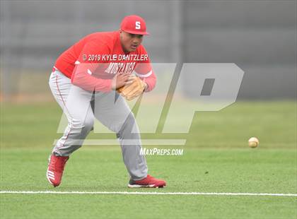Thumbnail 3 in Alvarado vs Sweetwater (Krum Invitational) photogallery.