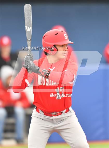 Thumbnail 3 in Alvarado vs Sweetwater (Krum Invitational) photogallery.