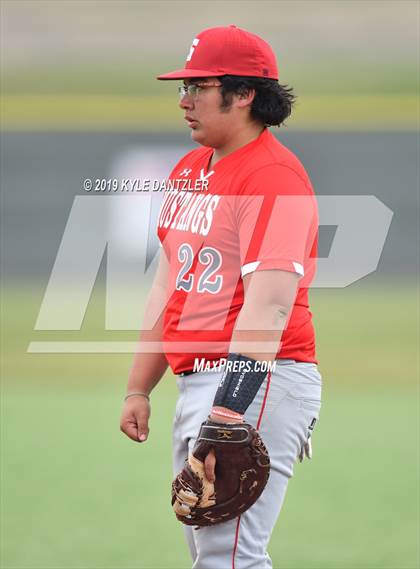 Thumbnail 3 in Alvarado vs Sweetwater (Krum Invitational) photogallery.