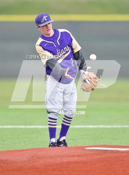 Thumbnail 3 in Alvarado vs Sweetwater (Krum Invitational) photogallery.