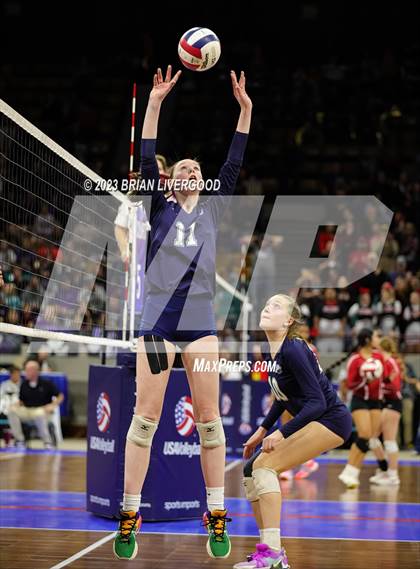 Thumbnail 2 in Rock Canyon vs. Pine Creek (CHSAA 5A Round 2) photogallery.