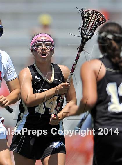 Thumbnail 1 in Oak Park vs Los Alamitos ( Southern Final) photogallery.