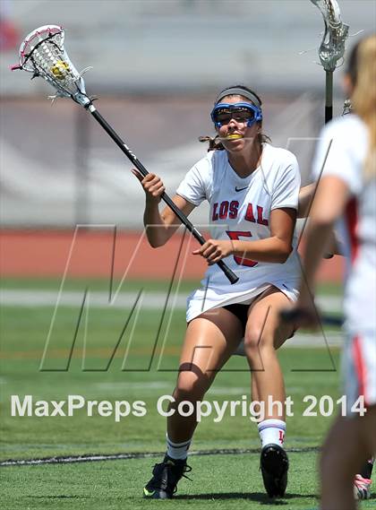 Thumbnail 3 in Oak Park vs Los Alamitos ( Southern Final) photogallery.