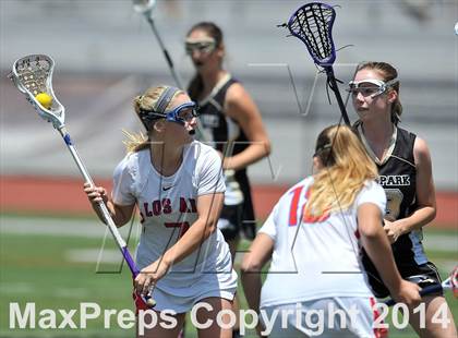 Thumbnail 3 in Oak Park vs Los Alamitos ( Southern Final) photogallery.
